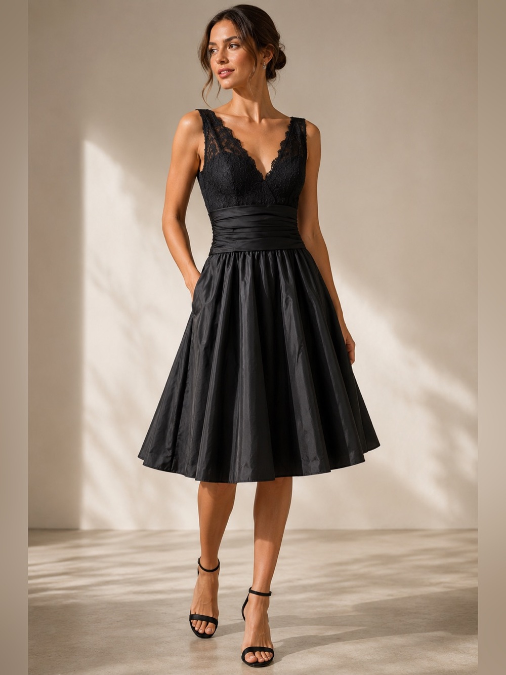 Vintage Willow Glenn New York Lace and Taffeta Fit and Flare Formal Gown
Size 16